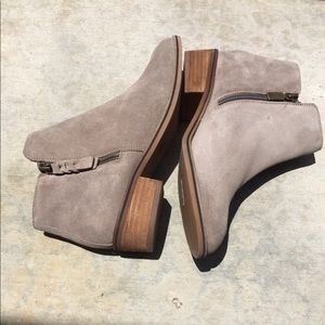 Blondo Liam Waterproof Bootie